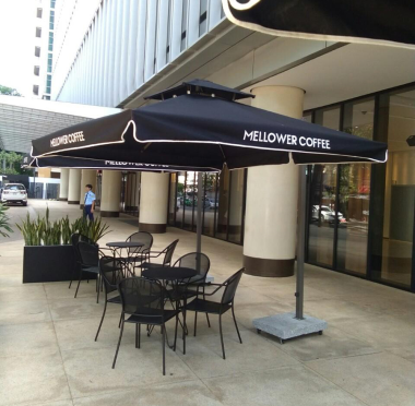 ☂️ DÙ CHE NẮNG QUÁN CÀ PHÊ HÀ TĨNH – GIẢI PHÁP HOÀN HẢO, TĂNG VẺ ĐẸP KHÔNG GIAN